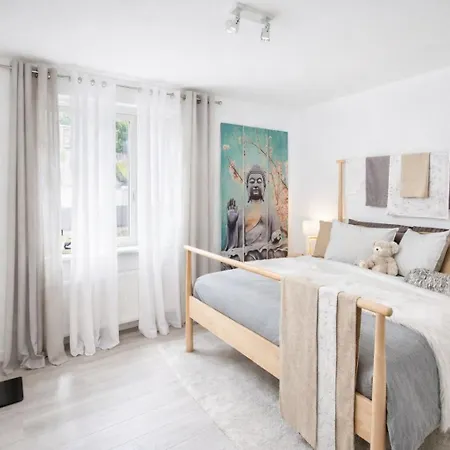 Lo Exclusive - Cozy And With Garden Apartment *