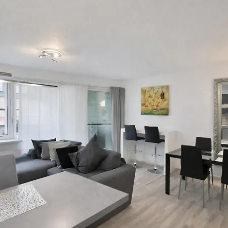 Lo Exclusive - Cozy And With Garden * שטוטגרט